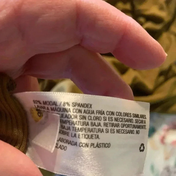 A New Day 3/4 Sleeve Women’s olive Green Top Size small - Picture 8 of 9